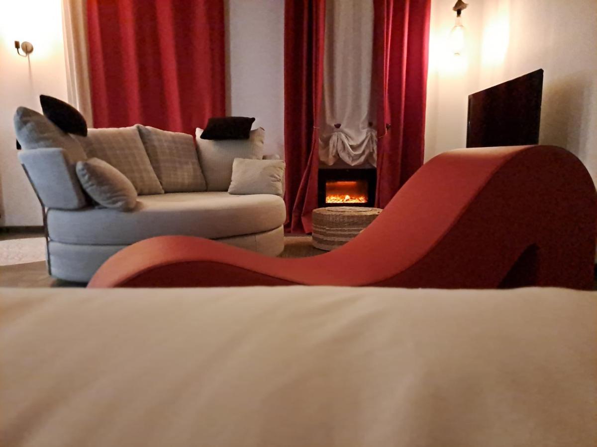 Ba'Cam Spa Bed and Breakfast Etigny Exteriör bild