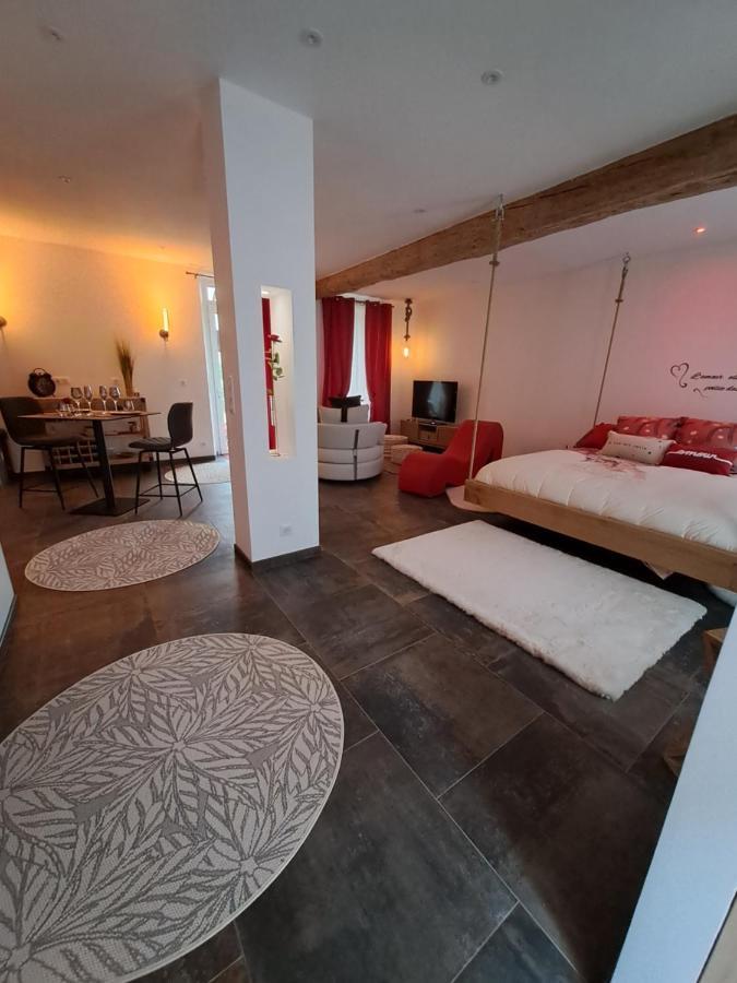 Ba'Cam Spa Bed and Breakfast Etigny Exteriör bild